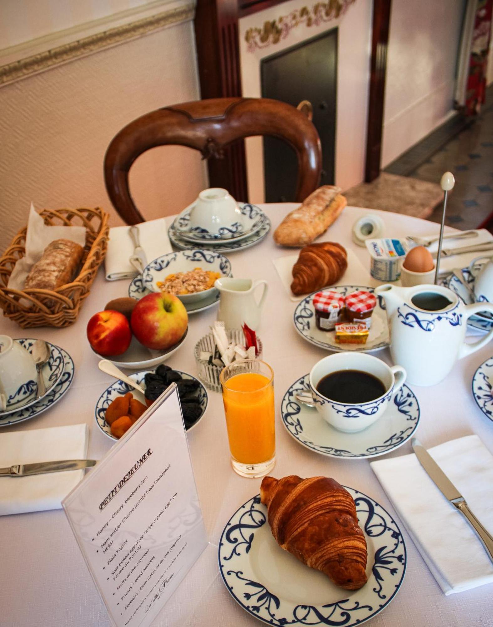 Hotel La Villa Fleurie Бон Экстерьер фото
